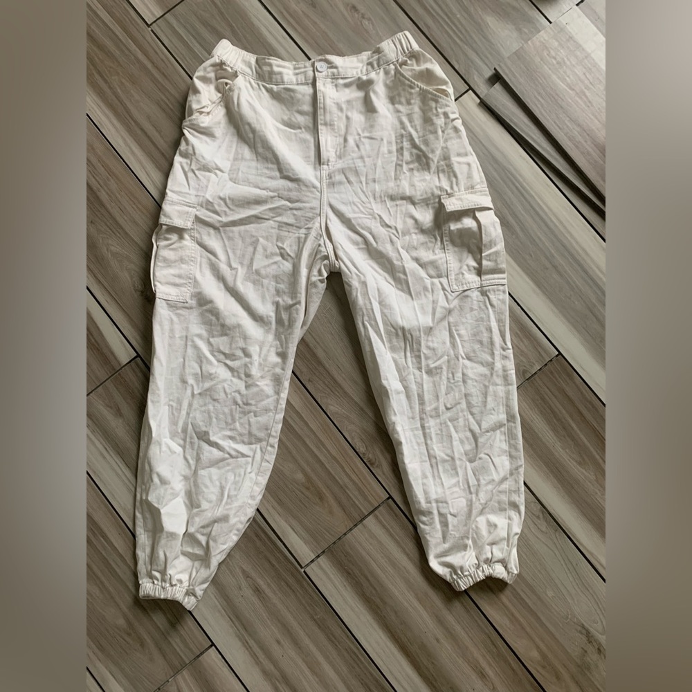 H&M cotton cargo linen pants